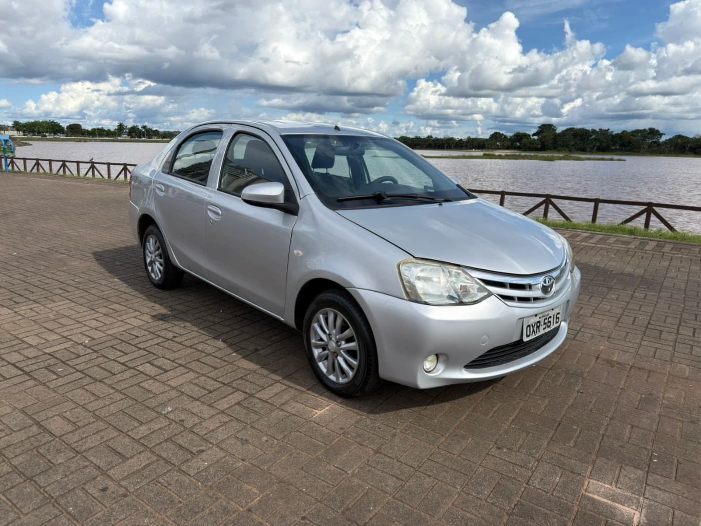Toyota Etios XLS - Foto 1