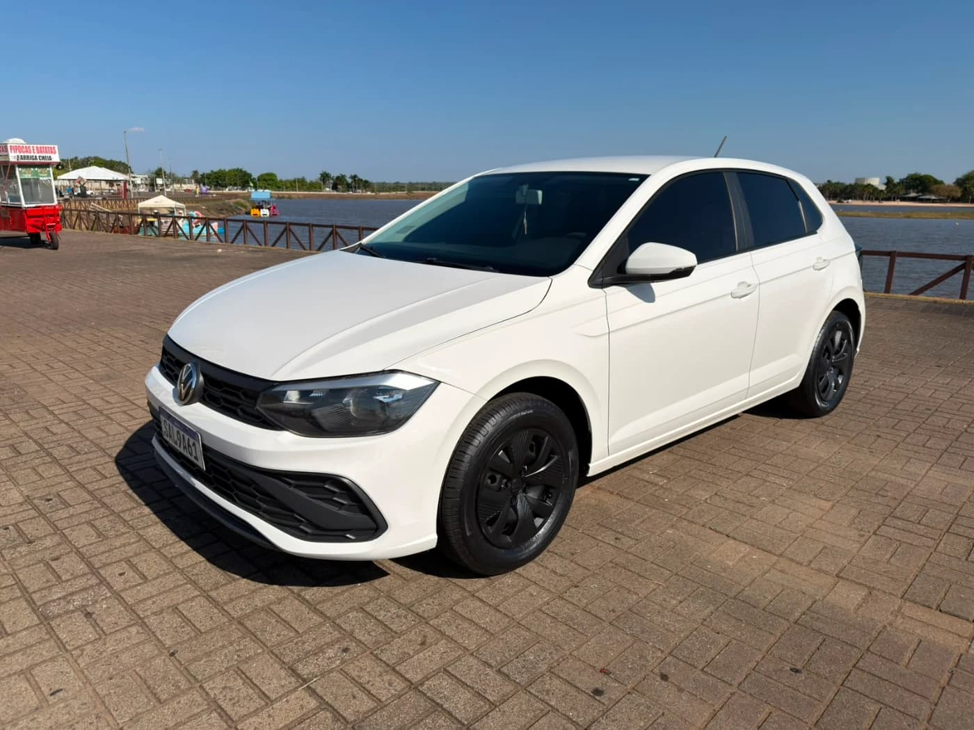 VOLKSWAGEN POLO TRACK - Foto 2 de 8